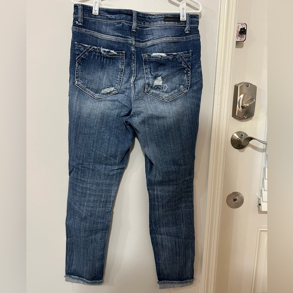 Buckle Black Fit No. 75 Ankle Skinny Stretch Jeans. Women’s size 28 x 27